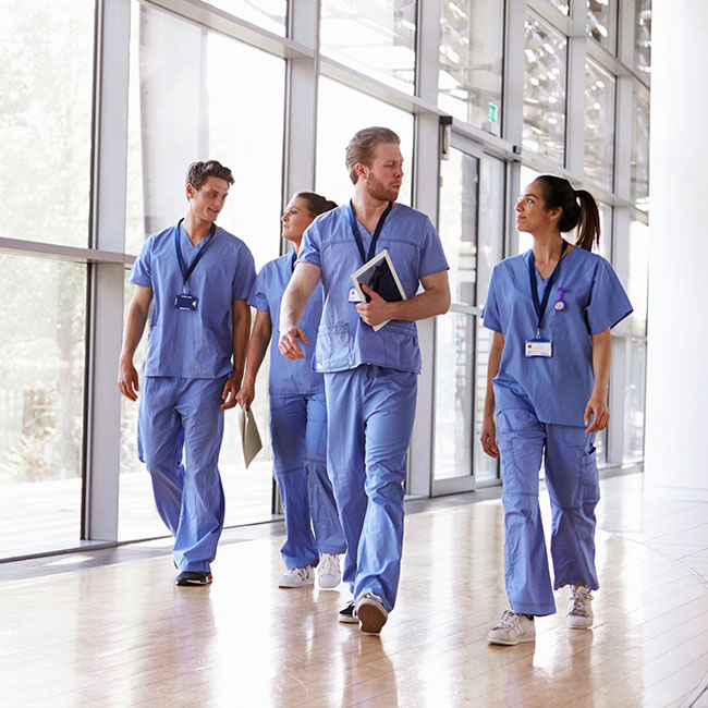Nurse-walking-with-tablet